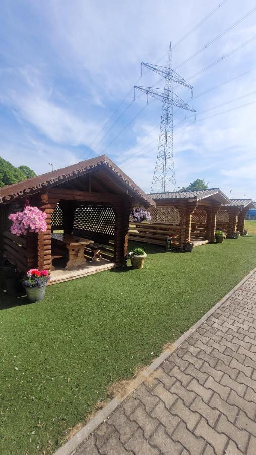 Drei Baeren Inn Aichach Zewnętrze zdjęcie